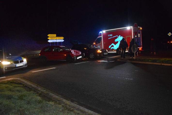POL-HF: Unfall auf Westfalenring- Beide Fahrzeugführer verletzt