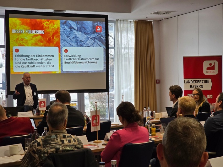 Chemie-Tarifrunde Bayern ohne Ergebnis: Nullrunde kommt nicht in Frage