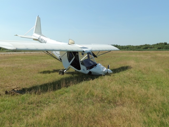 POL-AUR: Langeoog - Havariertes Ultraleichtflugzeug