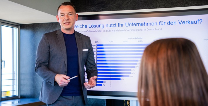 Warum kleine und mittlere Unternehmen bei der Treuberg GmbH Schlange stehen, um trotz Rezession lukrative Aufträge und Neukunden zu gewinnen