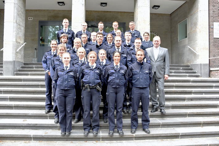 POL-E: Essen/ Mülheim an der Ruhr: 
Polizeipräsidium Essen begrüßt 153 neue Kolleginnen und Kollegen