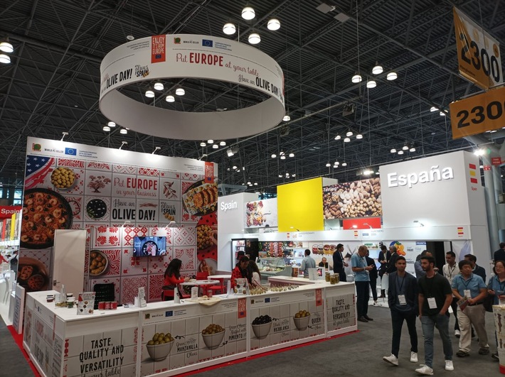 La gran acogida de Aceitunas Europeas en USA queda patente en la ‘Summer Fancy Food’