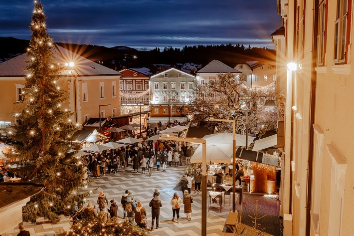 Salzkammergut Advent 2025: gelebte Tradition und stimmungsvolle Erlebnisse in sieben Regionen