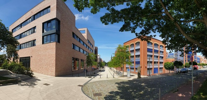 Erster „Sommercampus“ der Hochschule Bremerhaven lockt mit Flohmarkt und Musik