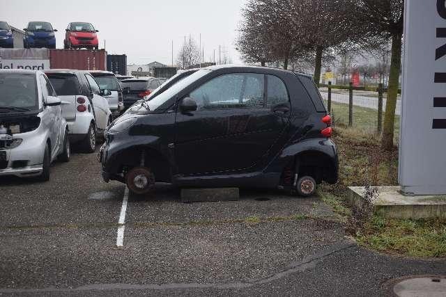 POL-WL: Diebe hatten es auf Autoreifen abgesehen ++ Seevetal - Einbruch in Biohofladen