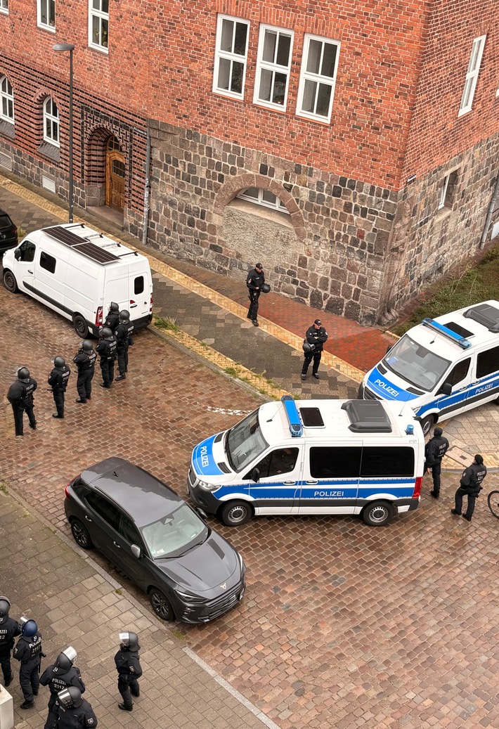 POL-KI: 260919.2 Kiel: Polizeieinsatz anlässlich des Fußballspiels - Folgemeldung zu 260919.1