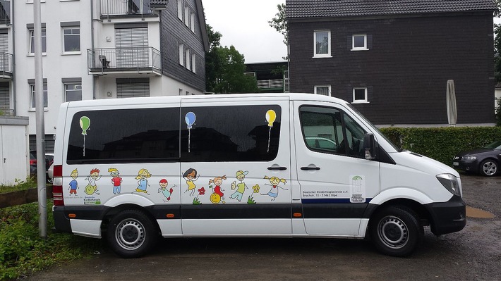 POL-OE: Entwendeter Hospizbus in Niedersachsen gesehen