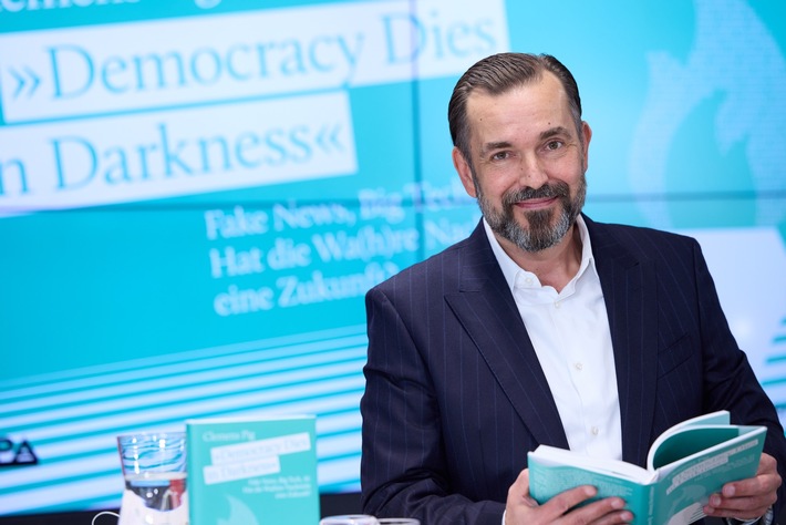 Fake News, Big Tech, AI: Hat die Wa(h)re Nachricht eine Zukunft? Buchpräsentation Clemens Pig: „Democracy Dies in Darkness"
