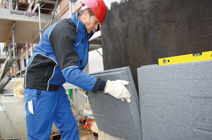 Vorabkritik zum ARD-Krimi Tatort Fackel am 22. März 2026: Fachlich falsches Brand-Narrativ mit realem Grenfell-Bezug - Branche widerspricht