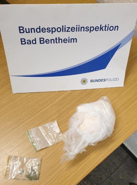 BPOL-BadBentheim: Bundespolizei entdeckt Amphetamin im Rucksack eines 22-Jährigen