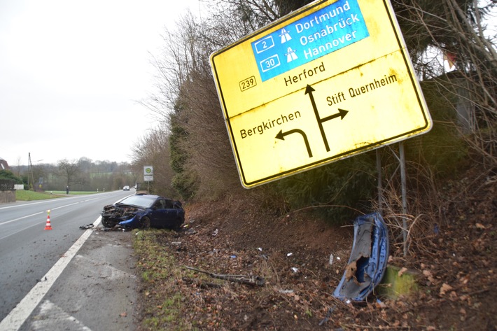 POL-HF: Unerlaubtes Entfernen vom Unfallort - Fahrer stand unter Alkoholeinfluss und Betäubungsmitteln