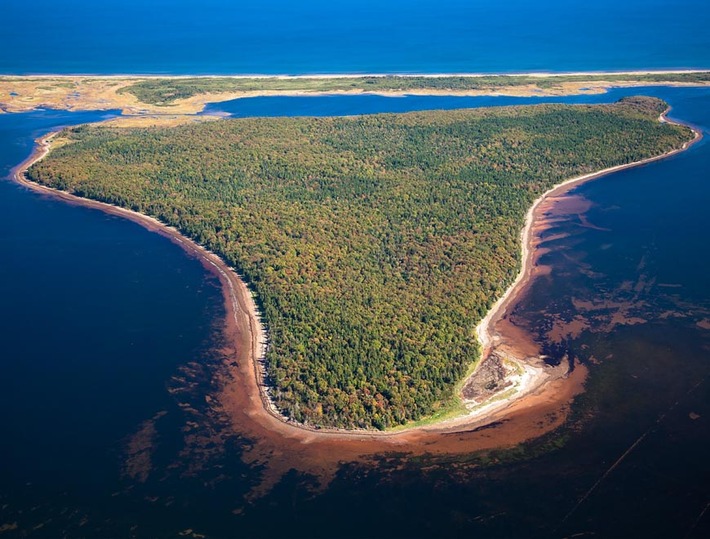 Neuer Nationalpark für Kanada auf Prince Edward Island / 48. Park entsteht in Kooperation der First Nations und der Regierung - geschützt werden Dünen, Gesteinsformationen und das Erbe der Mi