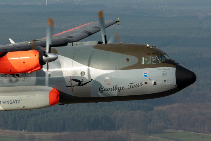 Good bye Transall - Der "Engel der Lüfte" fliegt Abschiedstour in den Süden Deutschlands