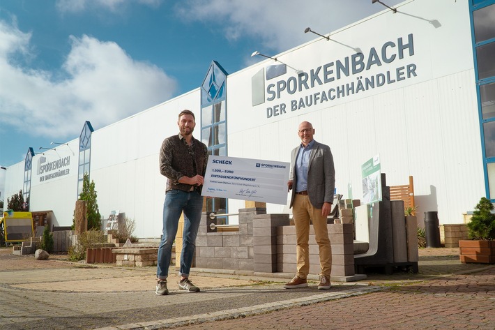 +++ Pressemeldung: Sporkenbach spendet 1.500€ an den SC Magdeburg e.V. +++