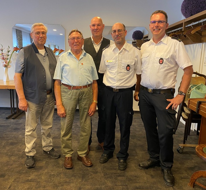 FW-Velbert: 80 Jahre Mitglied in der Feuerwehr Velbert