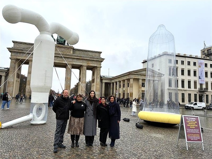 Rückschritt verhüten / Die DSW setzt ein unübersehbares Zeichen gegen die Vernichtung von Kontrazeptiva und für Selbstbestimmung