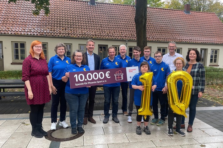 Hanseatic Bank feiert 10 Jahre Unterstützung für Phoenix Sport und spendet 10.000 Euro