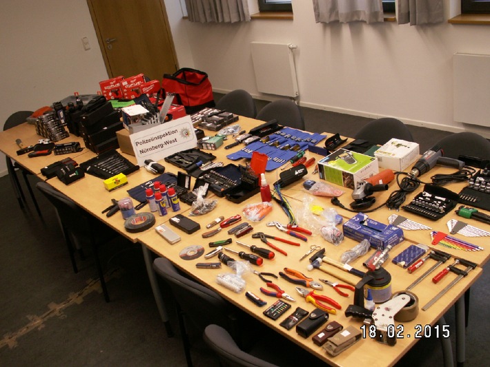 POL-MFR: (354) Werkzeuge gestohlen und verkauft