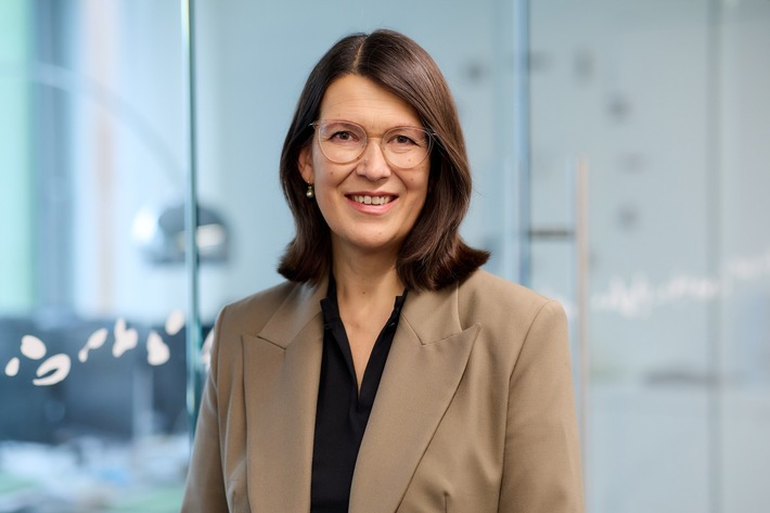 Sabine Helling-Moegen zur Geschäftsführerin der Helmholtz-Gemeinschaft gewählt