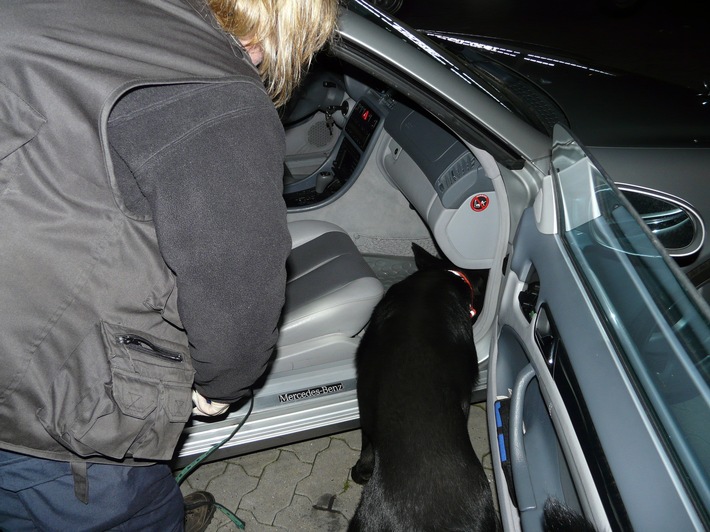 POL-WL: Großkontrolle auf der Autobahn/ Gemeinsame Pressemeldung der Polizeiinspektionen Lüneburg und Harburg (Winsen/L.)