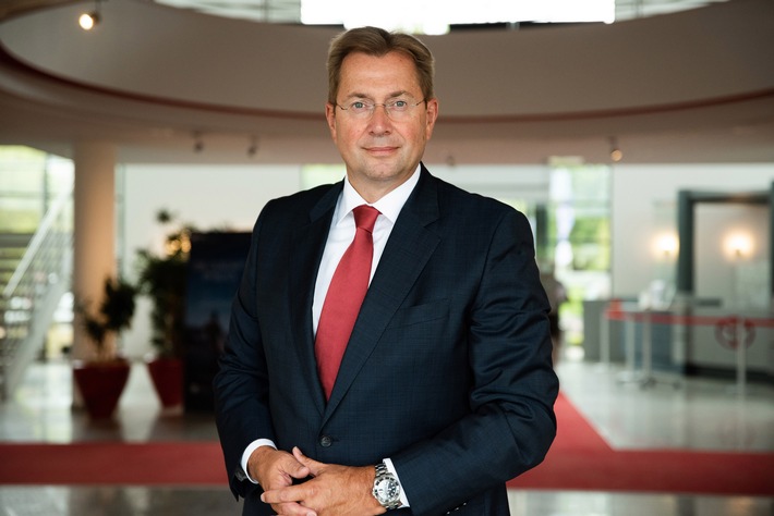 Wechsel im Vorstand des Bankenfachverbandes: Ruben folgt auf Linthout als Vorsitzender | Welsch wird neuer Stellvertreter