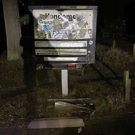 POL-NI: Nienburg: Kondomautomat mit Böller gesprengt