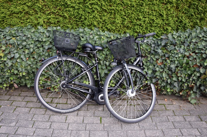 POL-HF: Unfall mit Personenschaden  -
Fahrradgabel gebrochen