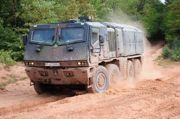 EANS-News: Rheinmetall AG / Rheinmetall und MAN Nutzfahrzeuge gründen
gemeinsames Unternehmen für militärische Radfahrzeuge
