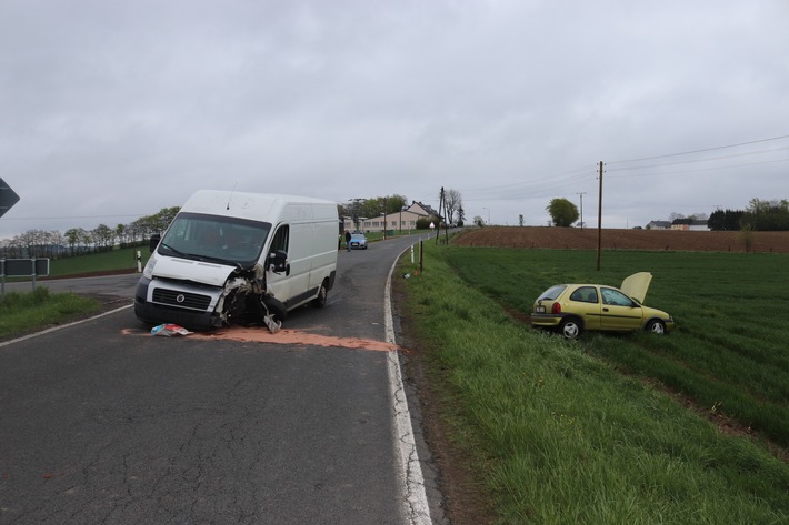 POL-PDWIL: Verkehrsunfall mit schwerverletzter Person