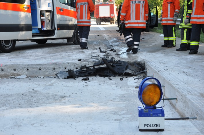 POL-WL: In Baustelle verunfallt ++ Seevetal/Ramelsloh Zeugen nach Verkehrsunfallflucht gesucht ++ Neu Wulmstorf - Automarder aktiv ++ Und weitere Meldungen