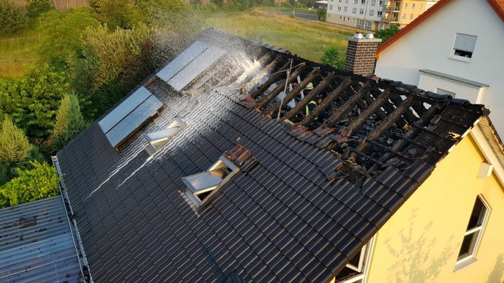 POL-PPMZ: (Nackenheim) - Brand eines Einfamilienhauses