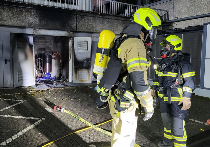 FW Sankt Augustin: Stromausfall an Kinderklinik löst Großeinsatz aus