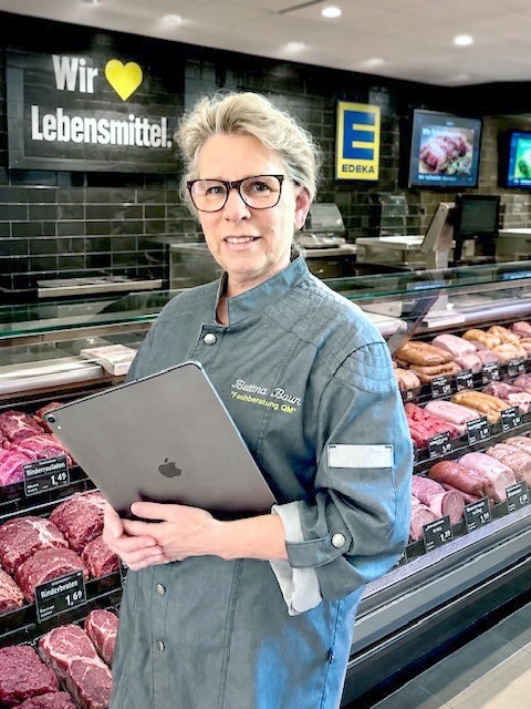 Presse-Information: Ehrung für 40 Jahre Betriebszugehörigkeit