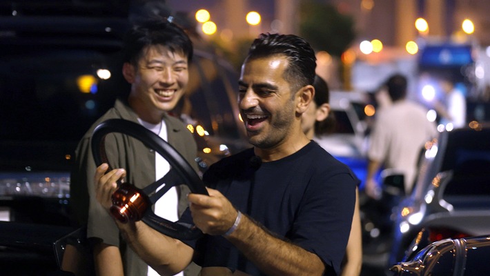 Neu bei RTLZWEI: Mission Supercar - Mit Hamid um die Welt": Internationale Jagd nach Auto-Raritäten