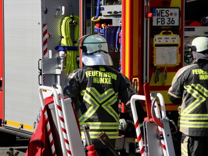 FW Hünxe: Gemeldeter Kaminbrand