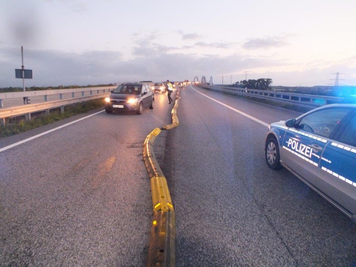 POL-SE: A23/Störbrücke/Itzehoe: Das wäre vermeidbar gewesen - Über eine Stunde lang Vollsperrung Richtung Norden wegen der Ungeduld von Verkehrsteilnehmern