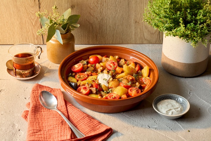 Protein-Power aus Nordafrika: Kartoffel-Tajine mit Kichererbsen