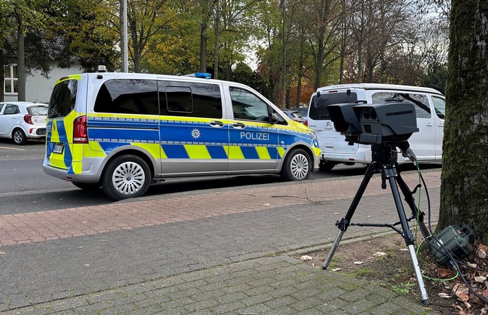 POL-KLE: Kreis Kleve - Schwerpunkteinsatz von Kreispolizeibehörde und dem Kreis Kleve zur Bekämpfung schwerer und schwerster Verkehrsunfälle / 263 Verkehrsverstöße festgestellt!