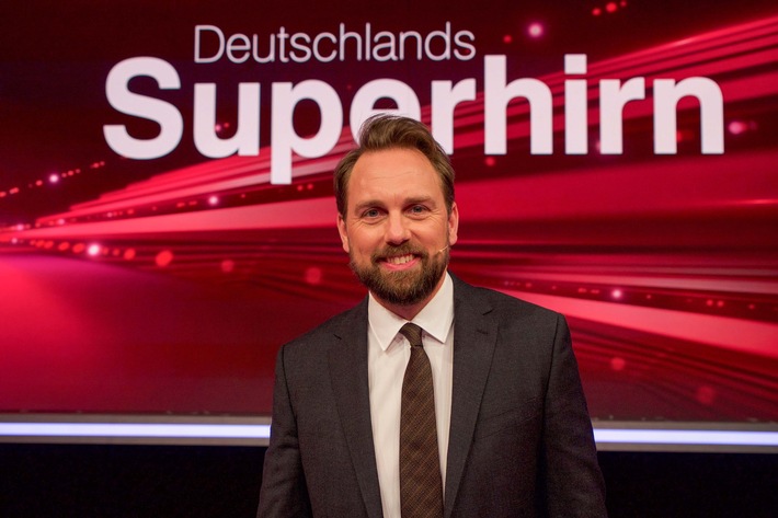 "Deutschlands Superhirn" kehrt zurück /  Steven Gätjen präsentiert erstaunliche Leistungen in zwei großen Shows (FOTO)