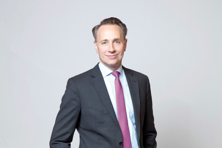 Thomas Buberl wird in den Aufsichtsrat der Bertelsmann SE & Co. KGaA berufen