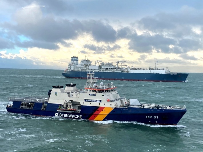 BPOL-CUX: Bundespolizeiinspektion See Cuxhaven präsentiert sich beim 836. Hamburger Hafengeburtstag