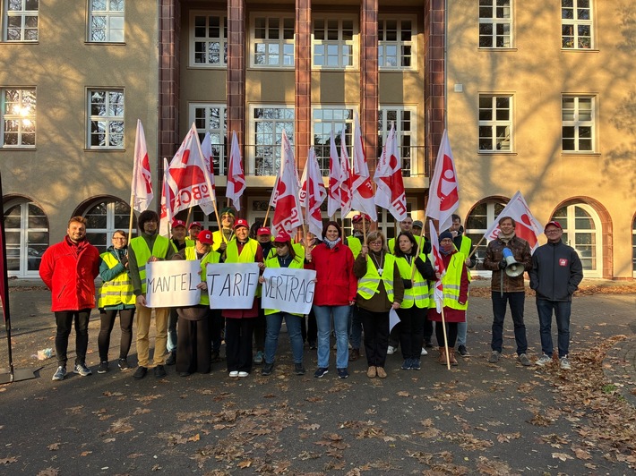 Warnstreik bei SGS Institut Fresenius in Dresden