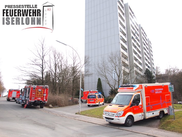 FW-MK: Feuer im 10.OG eines Hochhauses