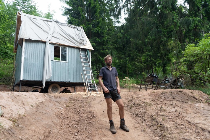 "37°"-Reportage im ZDF über Menschen, die im Wald leben