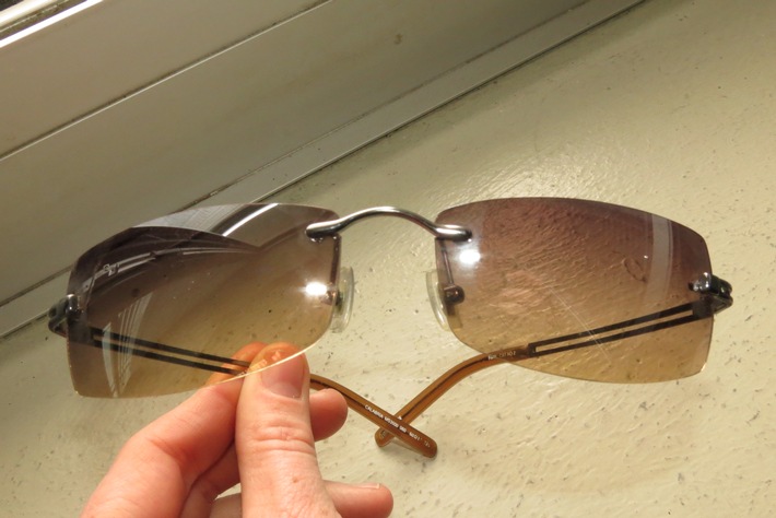 POL-DN: Einbrecher ließen Sonnenbrille zurück