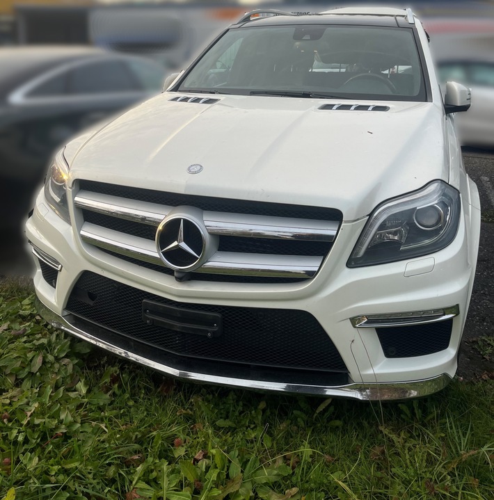 HZA-SI: Unverzollte Fahrzeuge im Angebot - Zoll entdeckt drei unverzollte Fahrzeuge im Wert von 34.000 Euro bei Autohändler