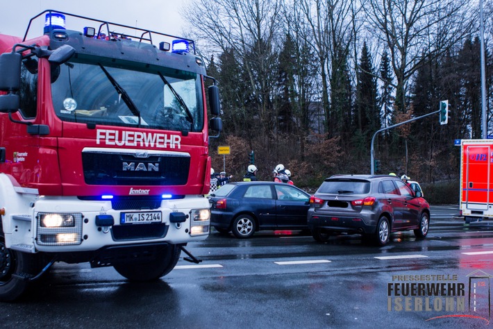 FW-MK: Einsatzbilanz am Tag des Notrufs der Feuerwehr Iserlohn