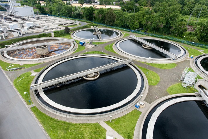 orig sewage treatment plant - aerial view Getty-542106912.jpg