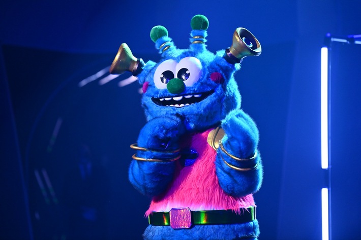 Nelson Müller oder Haddaway im Tutu? Ross Antony oder Luke Mockridge als schüchternes Alien? Die ProSieben-Erfolgsshow "The Masked Singer" gibt weiter Rätsel auf