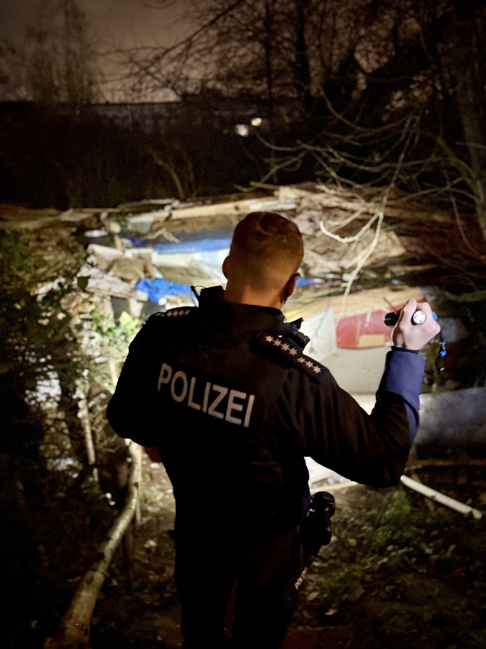 POL-D: Sicherheit im Bahnhofsumfeld - Polizei im Einsatz zur Verhinderung einer offenen Szene - Bilanz der gestrigen Aktion